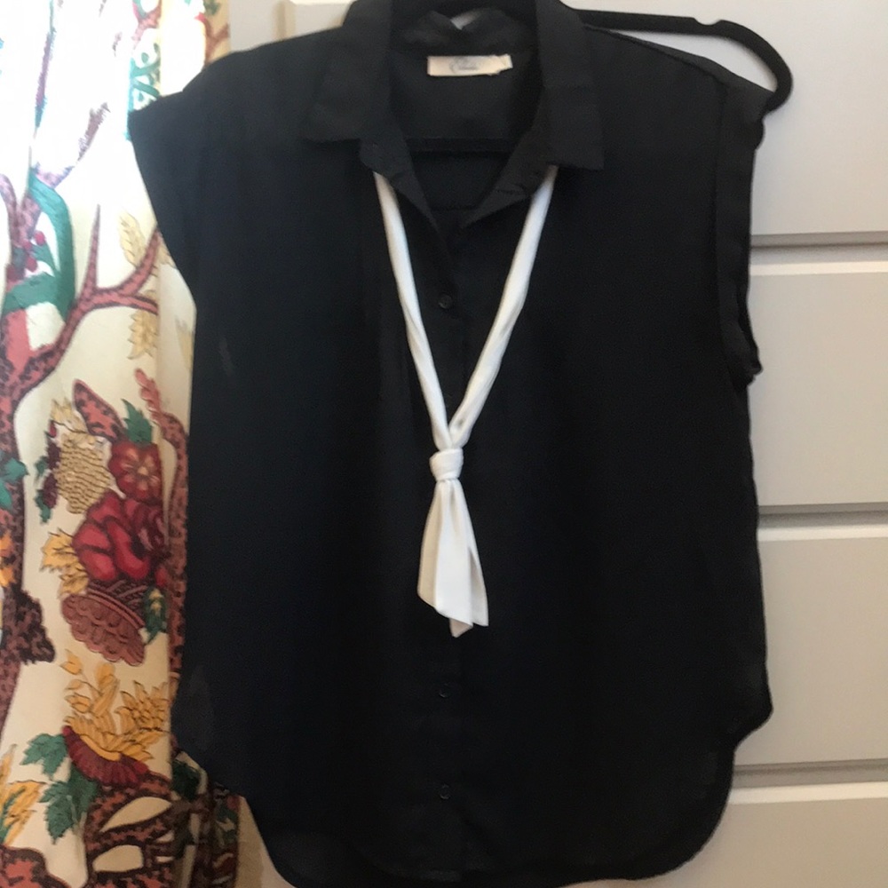 Elodie sheer top w/tie